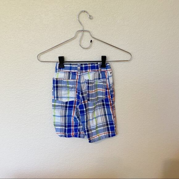 Tommy Hilfiger Boy's Blue Plaid Shorts Boy's Size 5 - Picture 2 of 3